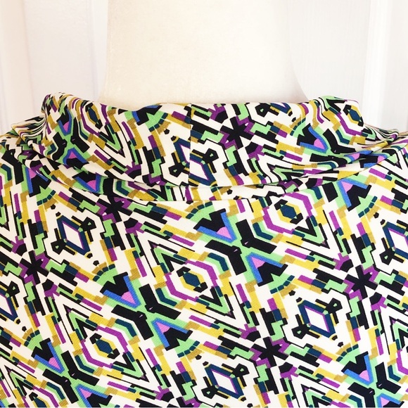 Tahari ASL Colorful Geo Print Stretch Sleeveless Tank Blouse 12 - Picture 13 of 14